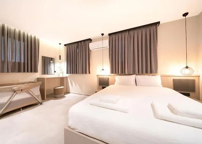 Havuzlu Korunakli Oezel Фетхие